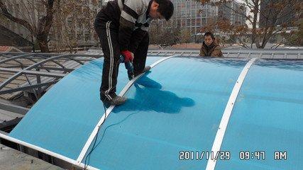 陽光板雨棚